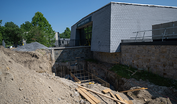 Construction outside the entrance of Chaney Dining Center.