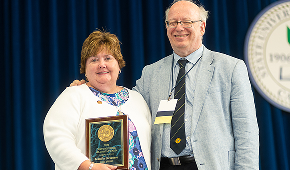 Jennifer Stevenson with President Zvi Szafran