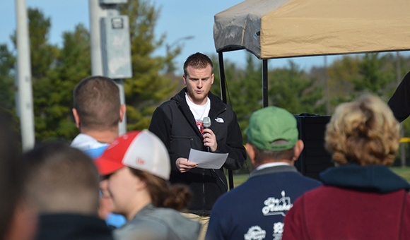 James Kane welcomes the runners and walkers.