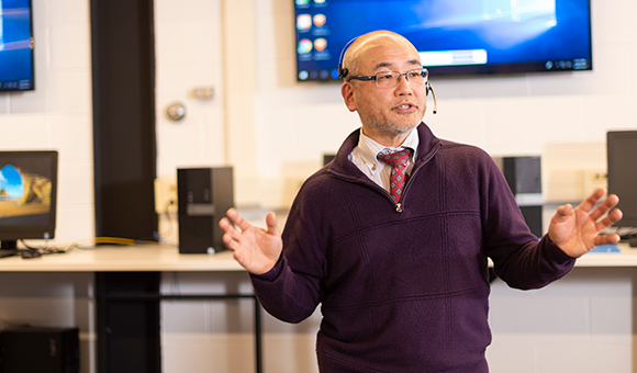 Tatsuhito Koya teaches in the Information Technology lab.